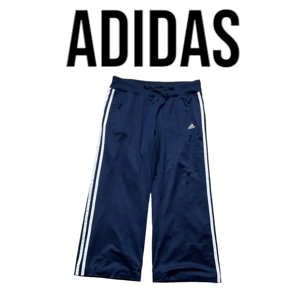 Classic Adidas wide leg pants​